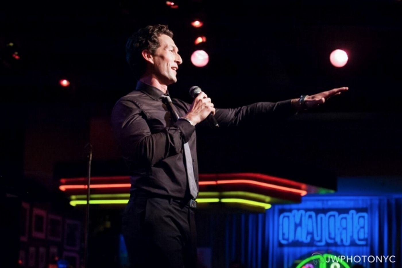 Photo Flash: Broadway's Aaron Lazar Plays Birdland  Image