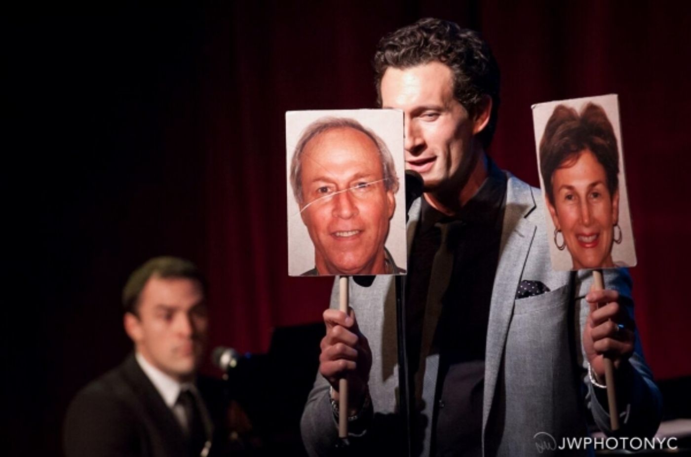 Photo Flash: Broadway's Aaron Lazar Plays Birdland  Image