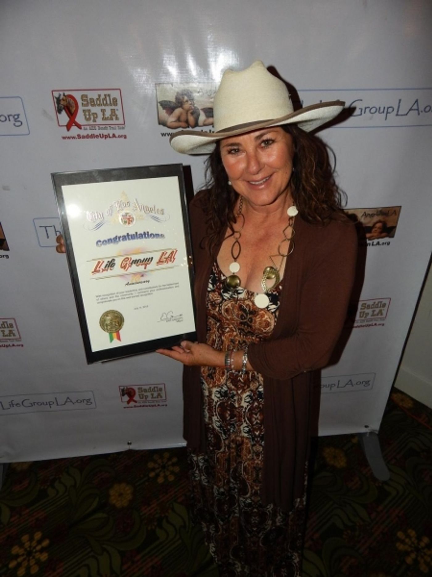 Photo Flash: Los Angeles Mayor Eric Garcetti Honors The Life Group LA Photo Flash: Los Angeles Mayor Eric Garcetti Honors The Life Group LA Image