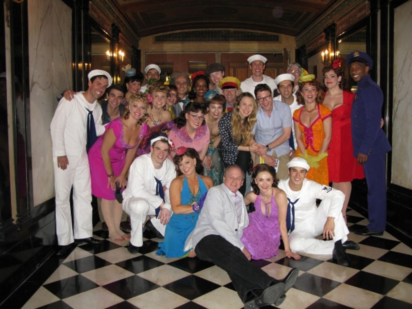 Photo Flash: 39 STEPS Stars Visit Broadway's ON THE TOWN  Image