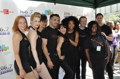 Brandy Norwood, Donna Marie Asbury, NaTasha Yvette Williams and the cast of Chicago-D Photo