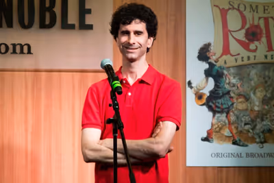 John Cariani Photo