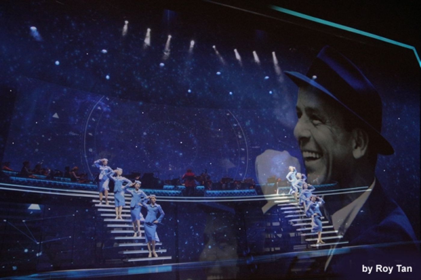 Photo Flash: First Look- SINATRA at London Palladium  Image