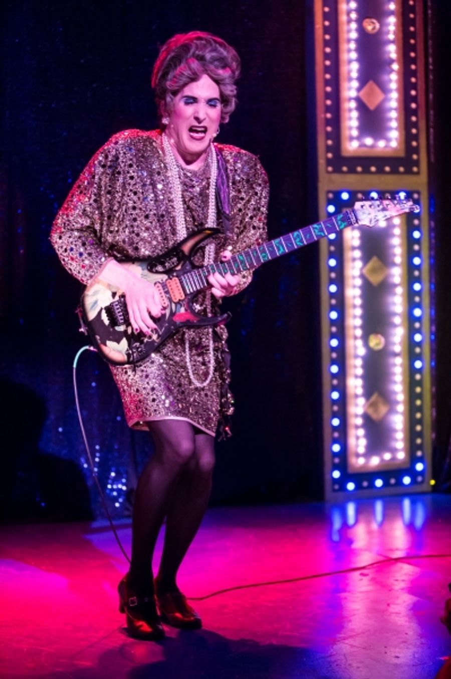Photo Flash: First Look at MRS. SMITH'S BROADWAY CAT-TACULAR! Off-Broadway Image