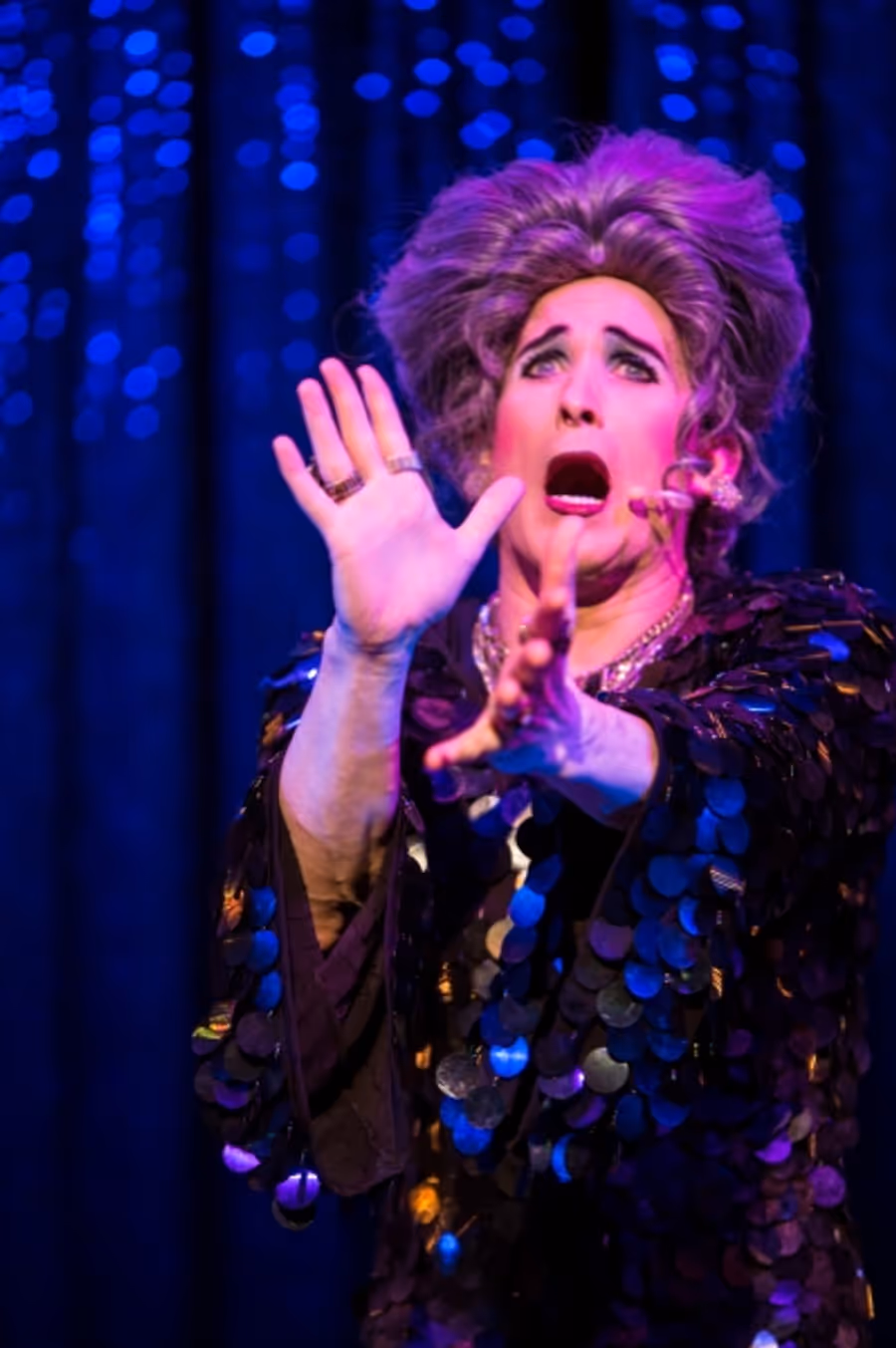 Photo Flash: First Look at MRS. SMITH'S BROADWAY CAT-TACULAR! Off-Broadway Image