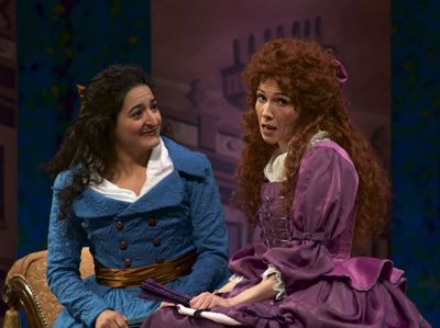 Annie Keris (Julia Melville) and Laurel Schroeder (Lydia Languish) Photo
