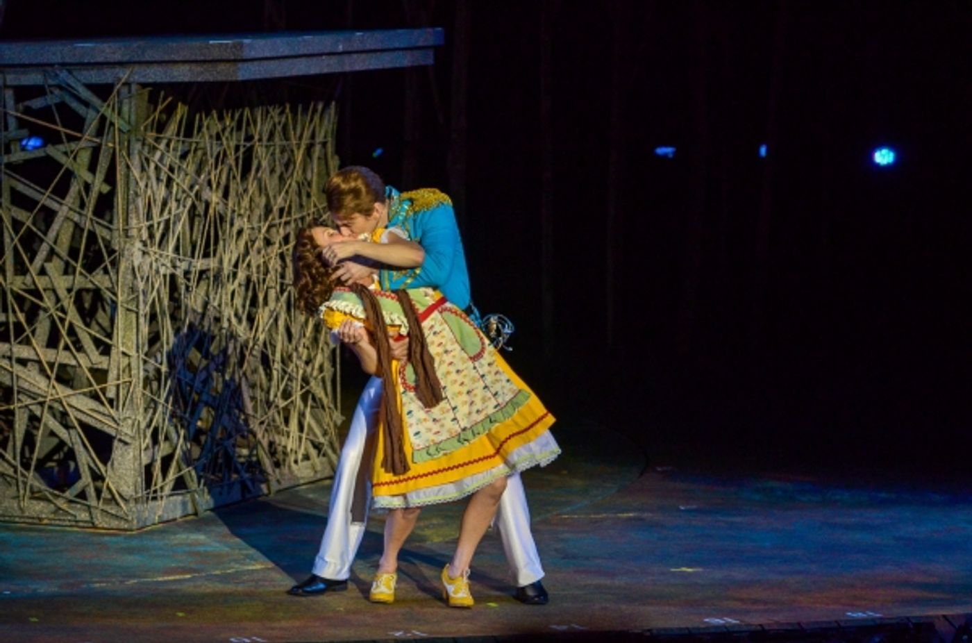 Photo Flash: First Look at Heather Headley, Erin Dilly, Rob McClure and More in INTO THE WOODS at The Muny  Image