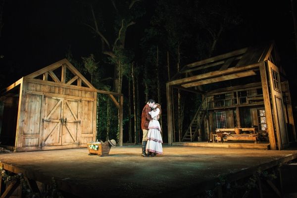 Alex Gaumond, Laura Pitt-Pulford Photo