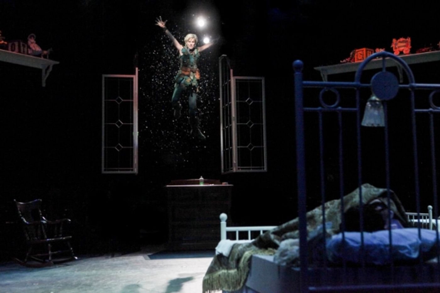 Photo Flash: First Look at Jenn Colella, Jennifer Hope Wills, Paul Schoeffler and More in PETER PAN at Music Circus  Image