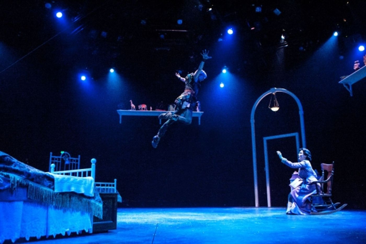 Photo Flash: First Look at Jenn Colella, Jennifer Hope Wills, Paul Schoeffler and More in PETER PAN at Music Circus  Image