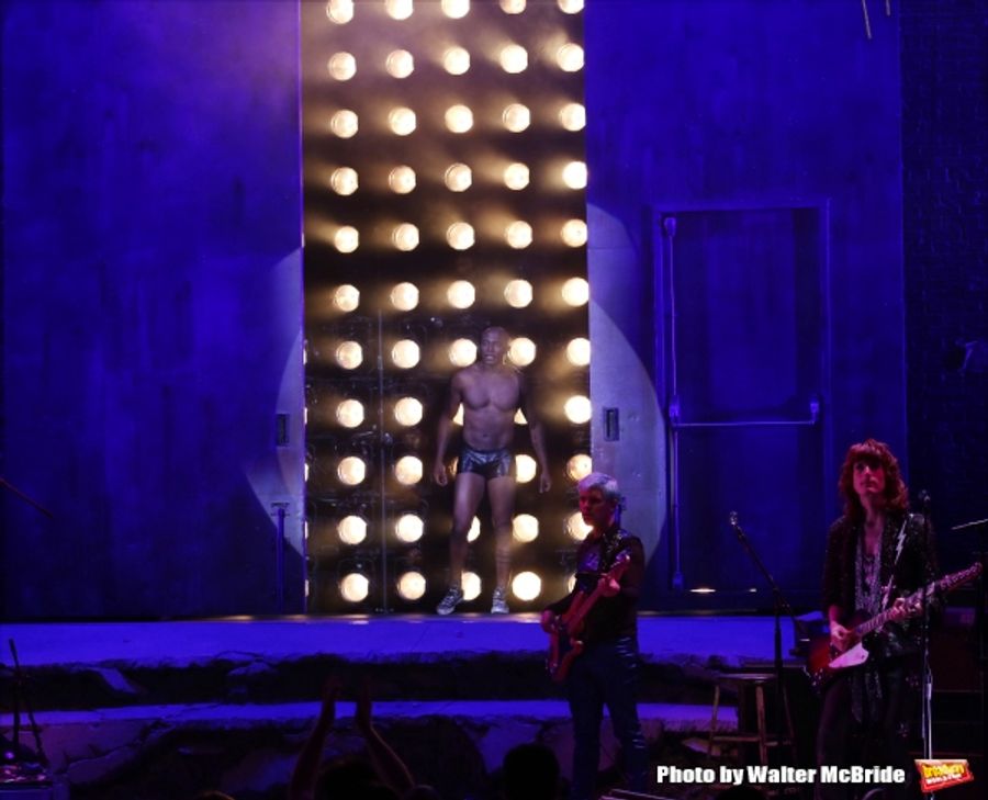 Photo Coverage: Taye Diggs Takes First Bows in HEDWIG AND THE ANGRY INCH! Image
