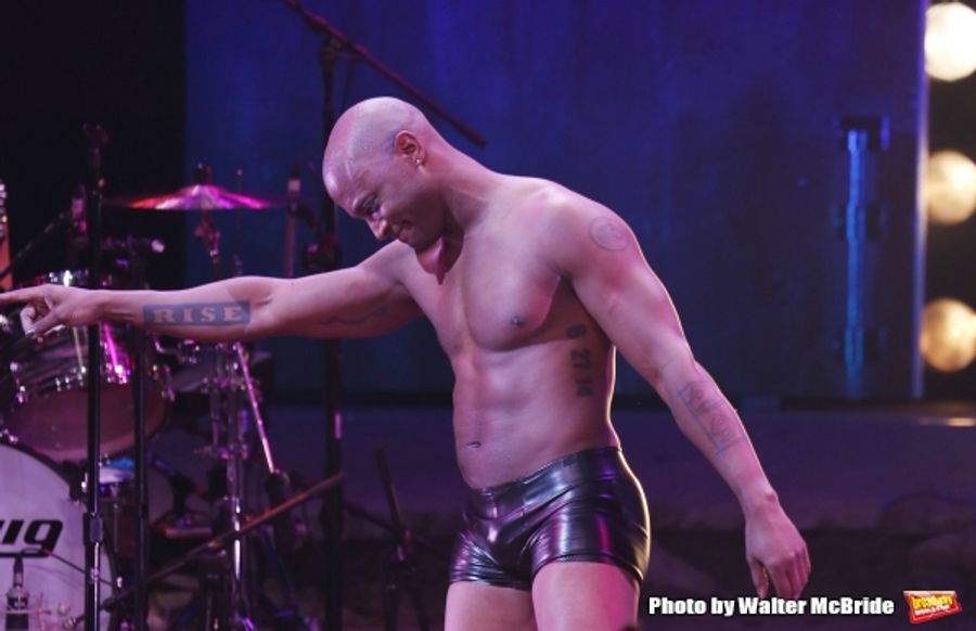 Photo Coverage: Taye Diggs Takes First Bows in HEDWIG AND THE ANGRY INCH! Image