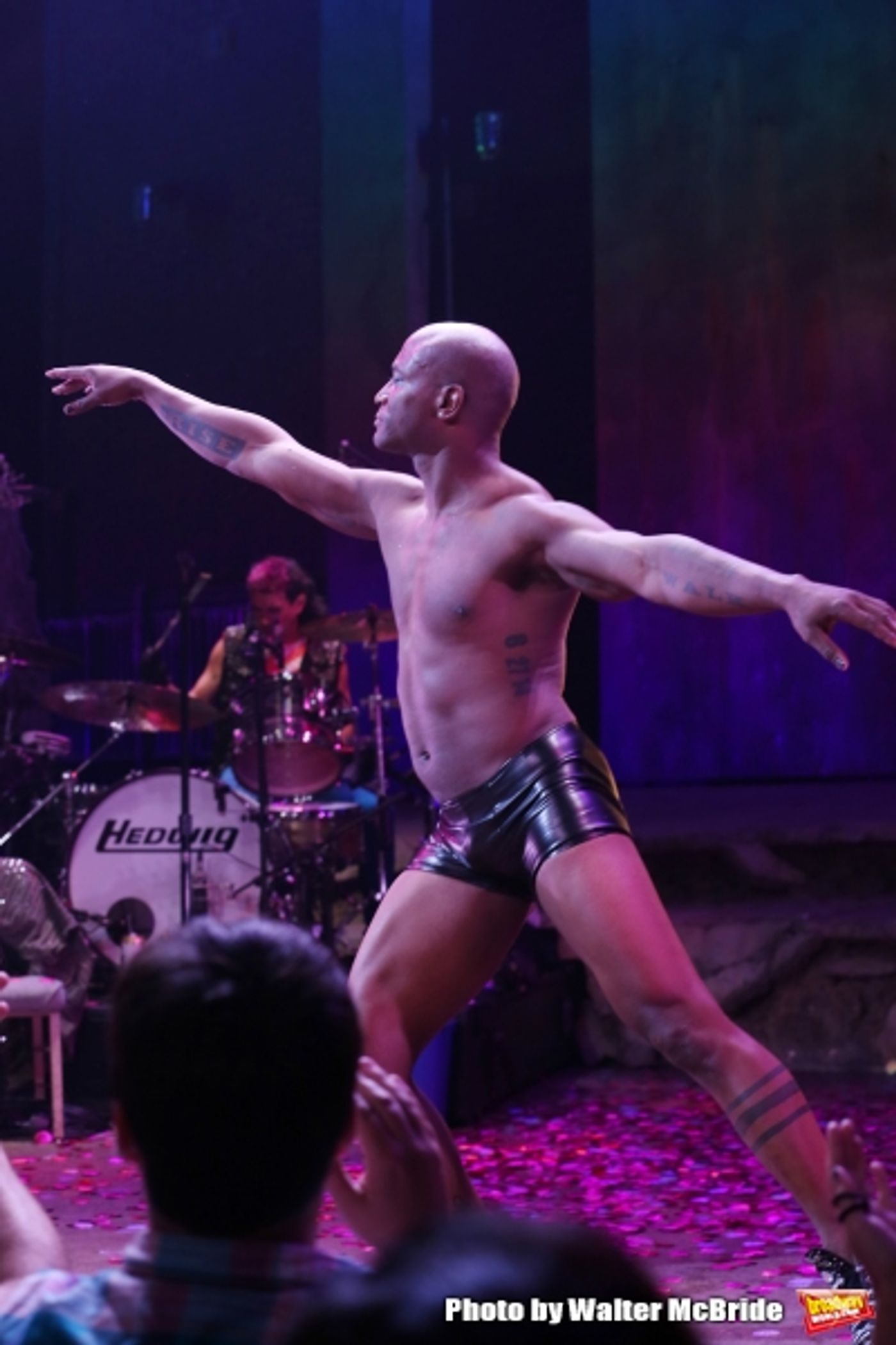 Photo Coverage: Taye Diggs Takes First Bows in HEDWIG AND THE ANGRY INCH!  Image