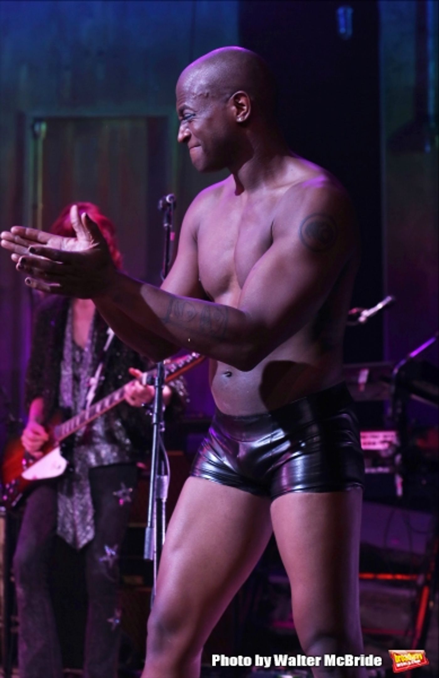 Photo Coverage: Taye Diggs Takes First Bows in HEDWIG AND THE ANGRY INCH!  Image