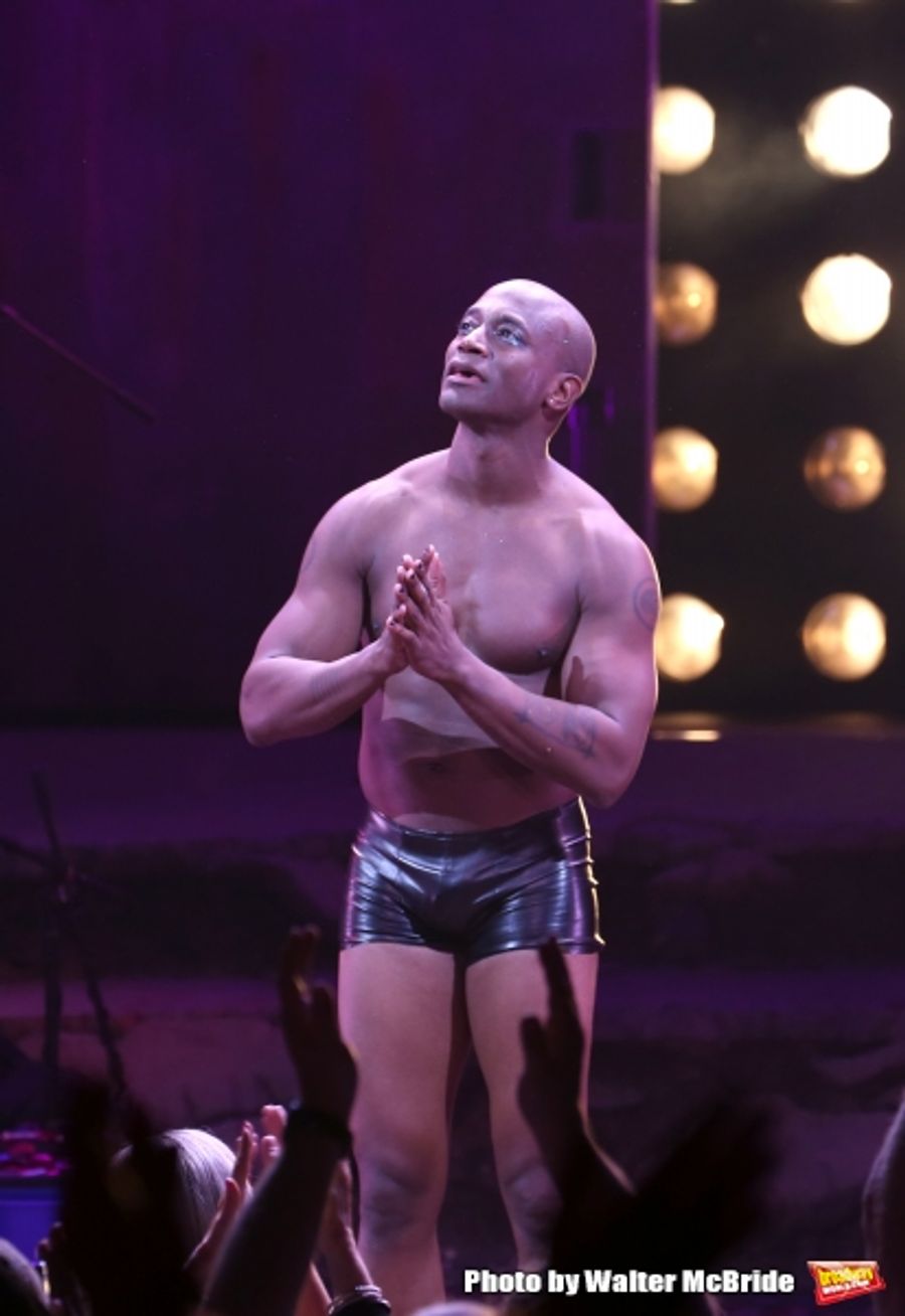 Photo Coverage: Taye Diggs Takes First Bows in HEDWIG AND THE ANGRY INCH! Image