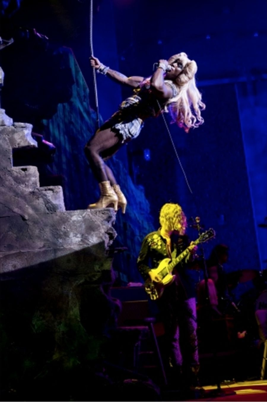 Photo Flash: Try and Tear Him Down! Taye Diggs Takes Over in HEDWIG AND THE ANGRY INCH on Broadway Image