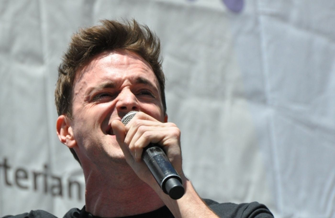 Photo Coverage: Casts of KINKY BOOTS, BEAUTIFUL, PHANTOM & More Perform in Bryant Park  Image