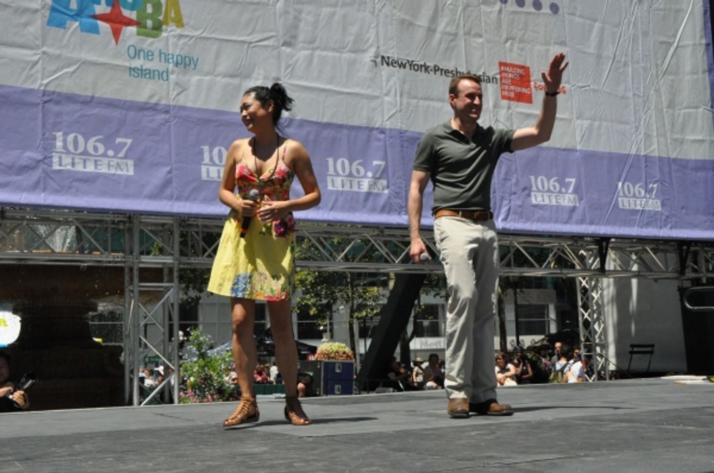 Photo Coverage: Casts of KINKY BOOTS, BEAUTIFUL, PHANTOM & More Perform in Bryant Park  Image