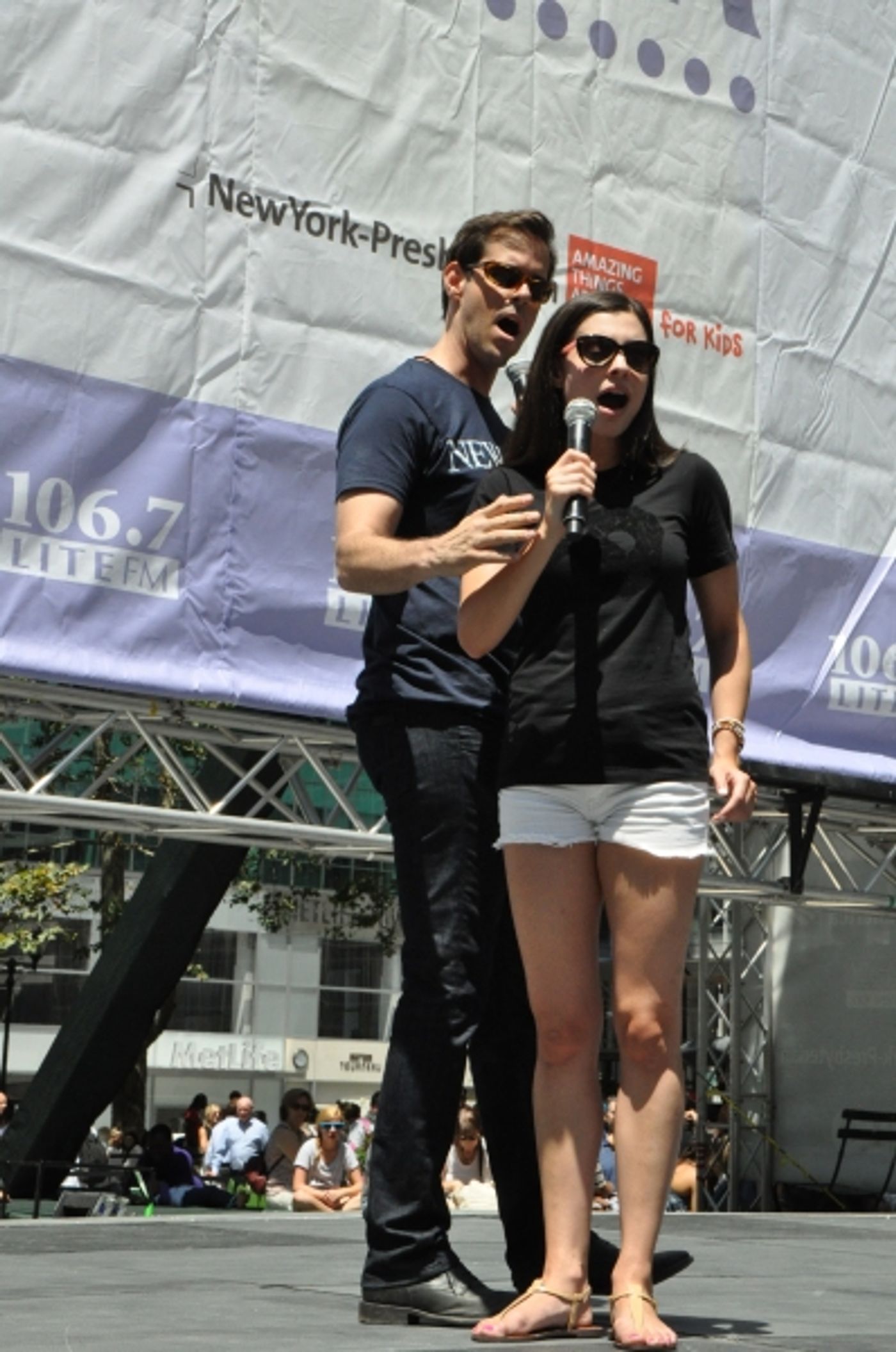 Photo Coverage: Casts of KINKY BOOTS, BEAUTIFUL, PHANTOM & More Perform in Bryant Park  Image