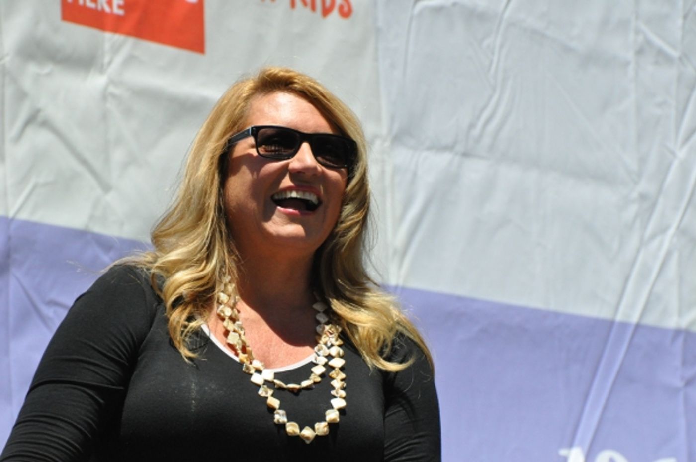 Photo Coverage: Casts of KINKY BOOTS, BEAUTIFUL, PHANTOM & More Perform in Bryant Park  Image