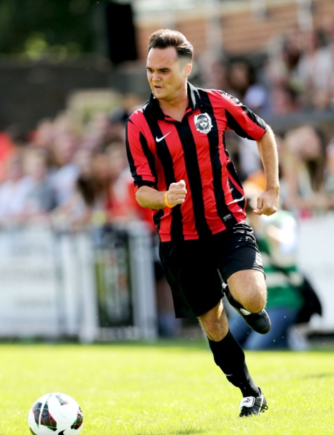 Photo Coverage: LES MIS v PHANTOM - The Previous Matches!  Image