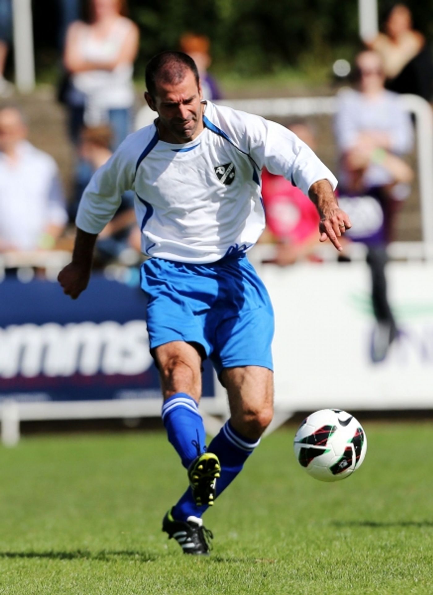 Photo Coverage: LES MIS v PHANTOM - The Previous Matches!  Image