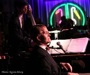 Steve Ross @ BroadwayWorld Steve Ross Photo