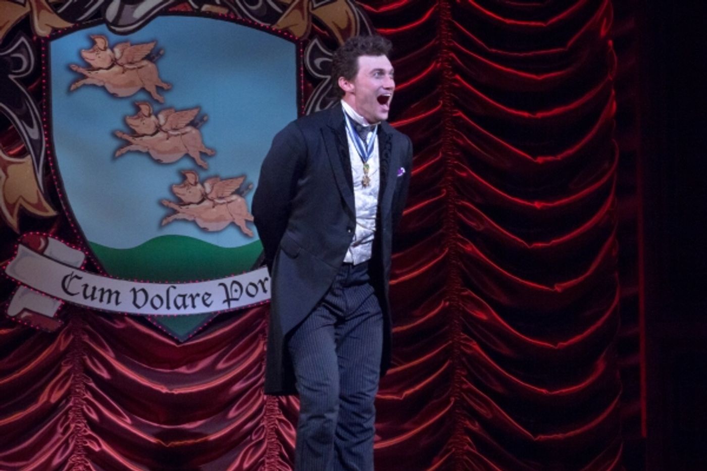 Photo Coverage: Monty's Back! Bryce Pinkham Returns to A GENTLEMAN'S GUIDE TO LOVE AND MURDER  Image