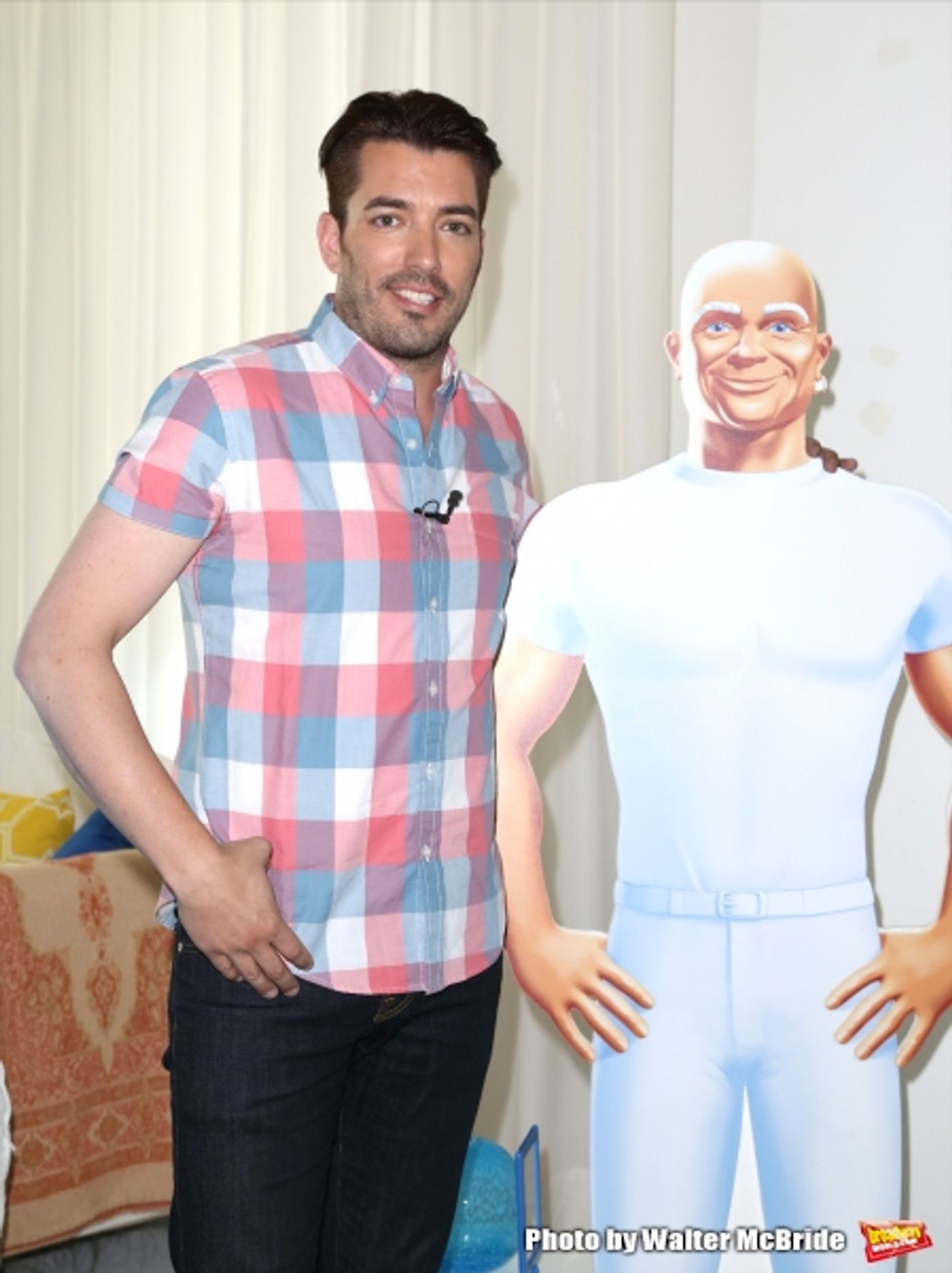 Photo Coverage: #15MINRENO Ideas With Mr. Clean, Ashley Greene and Jonathan Scott Photo Coverage: #15MINRENO Ideas With Mr. Clean, Ashley Greene and Jonathan Scott Image