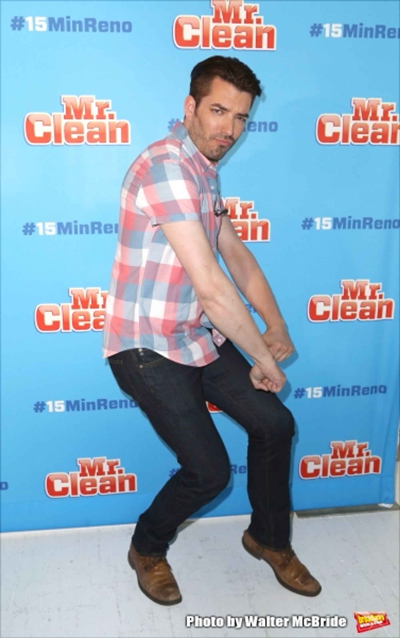 Photo Coverage: #15MINRENO Ideas With Mr. Clean, Ashley Greene and Jonathan Scott Photo Coverage: #15MINRENO Ideas With Mr. Clean, Ashley Greene and Jonathan Scott Image
