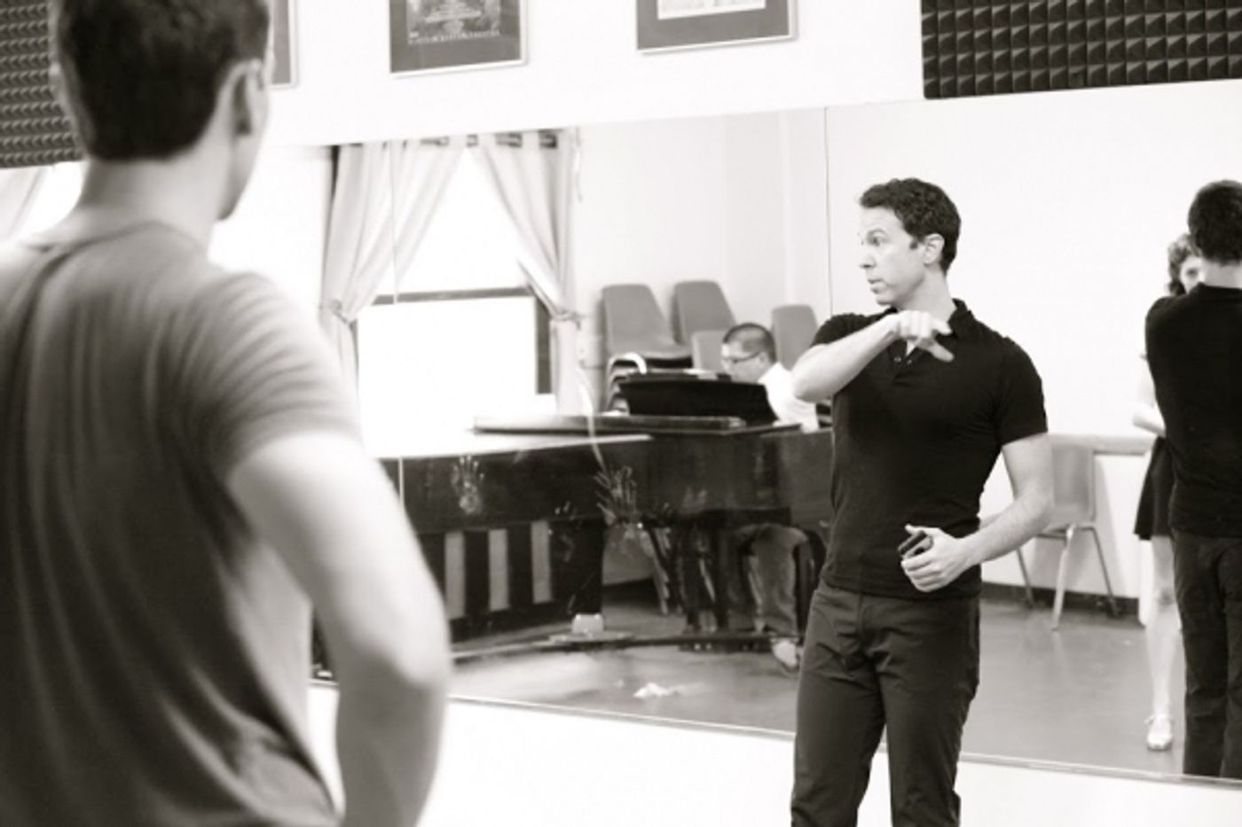 Photo Coverage: BACKWARDS IN HIGH HEELS at Westchester Broadway Theatre  Image