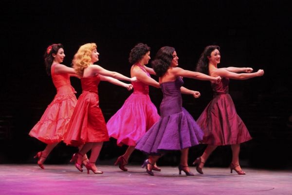 Lauren Boyd, Selina Verastigui, Christie Portera, Desiree Davar and Jessica Lee Coffm Photo