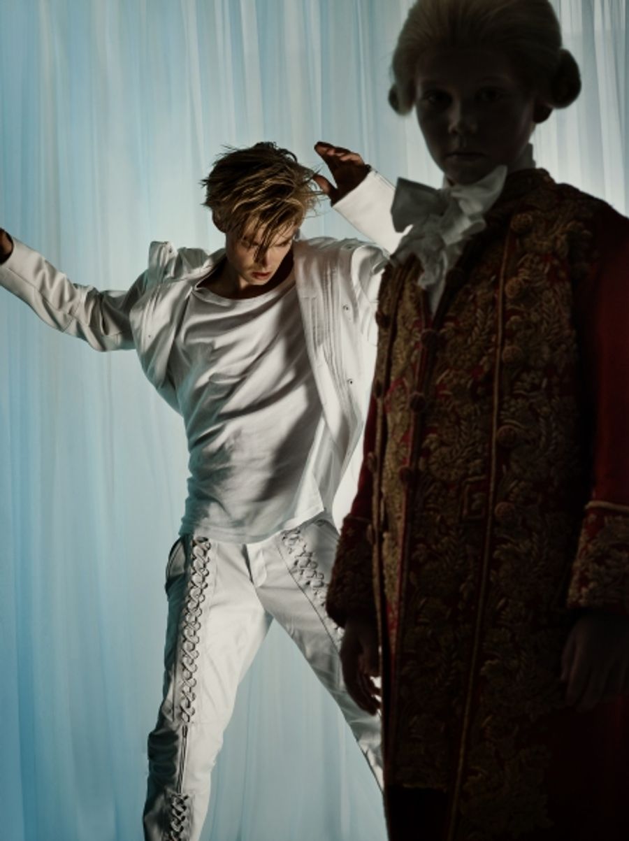 Photo Flash: Erste Bilder der Wiener Neuproduktion von MOZART Image