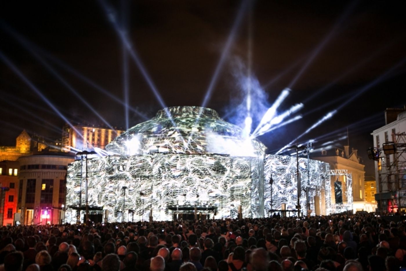 Photo Flash: Edinburgh International Festival's THE HARMONIUM PROJECT Draws Huge Crowd Photo Flash: Edinburgh International Festival's THE HARMONIUM PROJECT Draws Huge Crowd Image