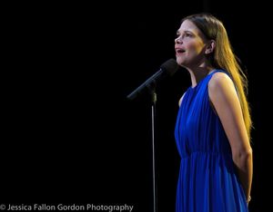 Sutton Foster Photo