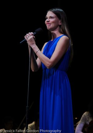 Sutton Foster Photo