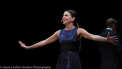 Sutton Foster Photo