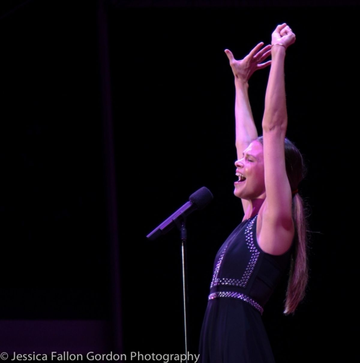 Sutton Foster at 