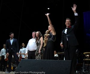 Colin Donnell, Michael Rafter, Megan McGinnis, Mabel, Sutton Foster and Steven Reinek Photo