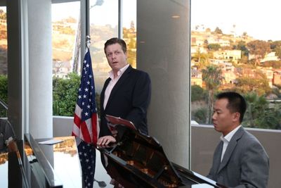 Anthony Kearns, Sidney Yin Photo