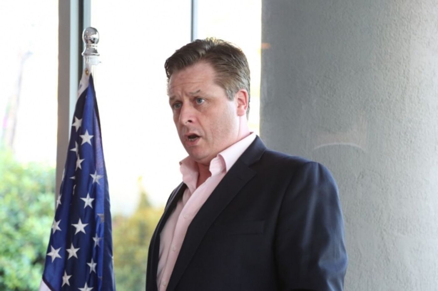 Photo Flash: Tenor Anthony Kearns Headlines Private Concert for Wells of Life Charity in California  Image