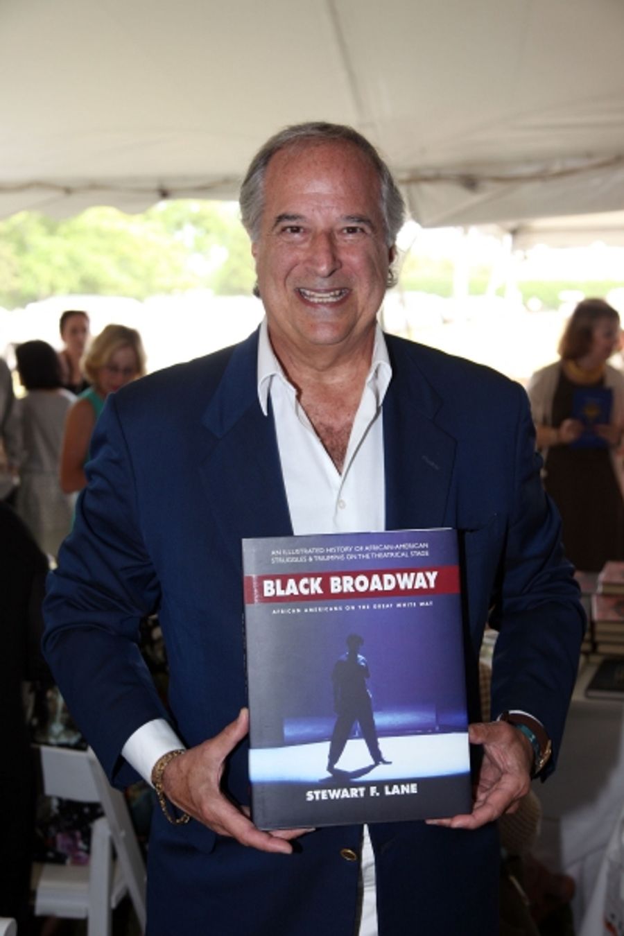 Photo Flash: Dr. Ruth, Ed Burns, Stewart F. Lane and More at East Hampton Library's 2015 Authors Night Benefit Image