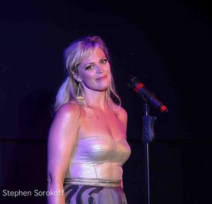 Elizabeth Stanley Photo