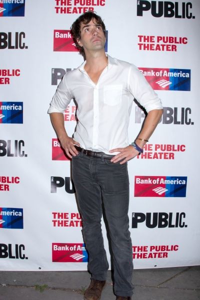 Hamish Linklater Photo