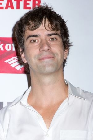 Hamish Linklater @ BroadwayWorld Hamish Linklater Photo
