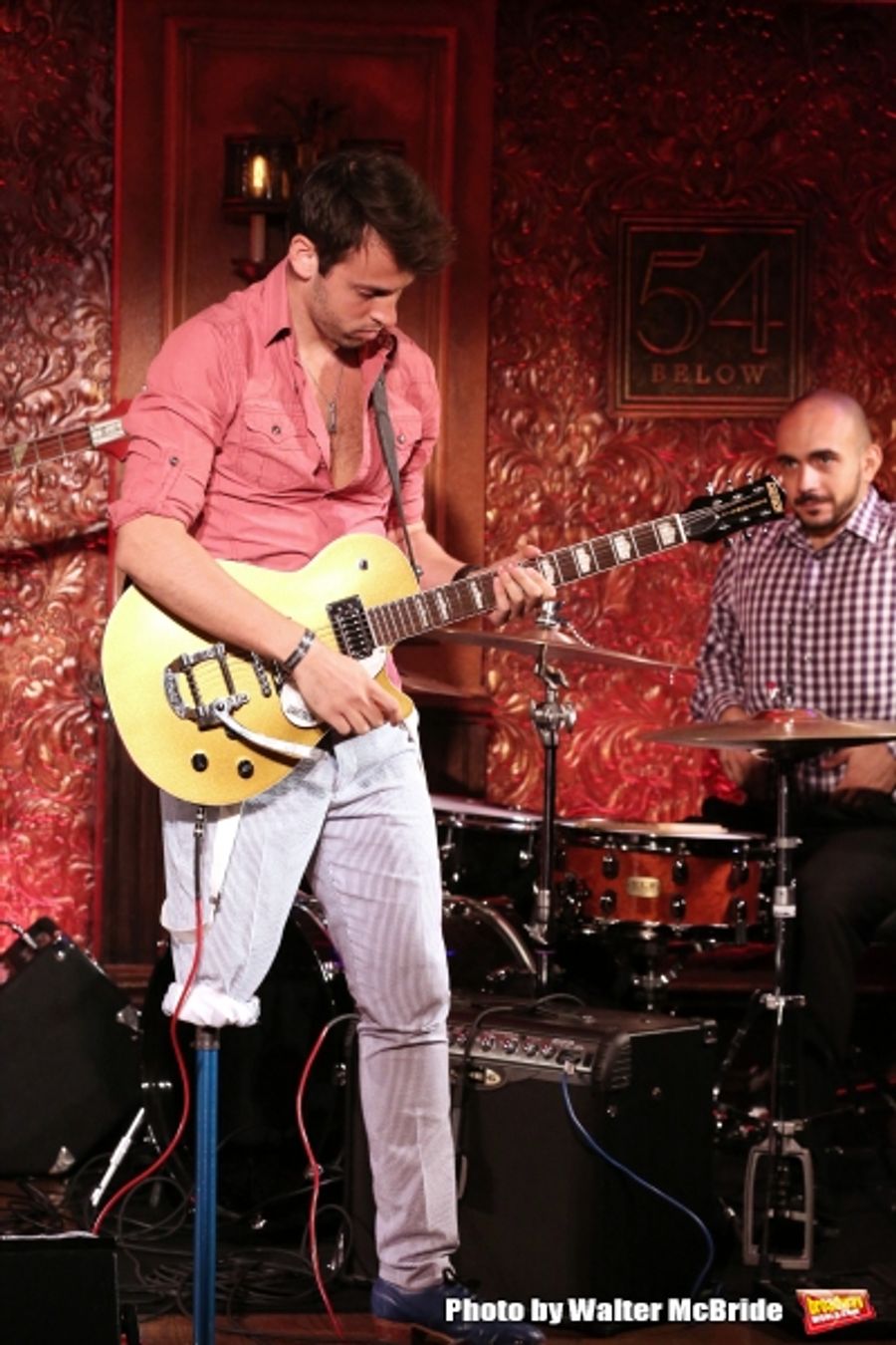 Photo Coverage: Evan Ruggiero Previews THE ONE-LEGGED SONG AND DANCE MAN at 54 Below Image