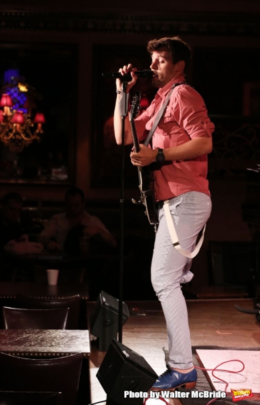 Photo Coverage: Evan Ruggiero Previews THE ONE-LEGGED SONG AND DANCE MAN at 54 Below Image