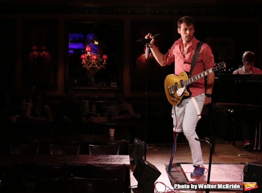 Photo Coverage: Evan Ruggiero Previews THE ONE-LEGGED SONG AND DANCE MAN at 54 Below Image