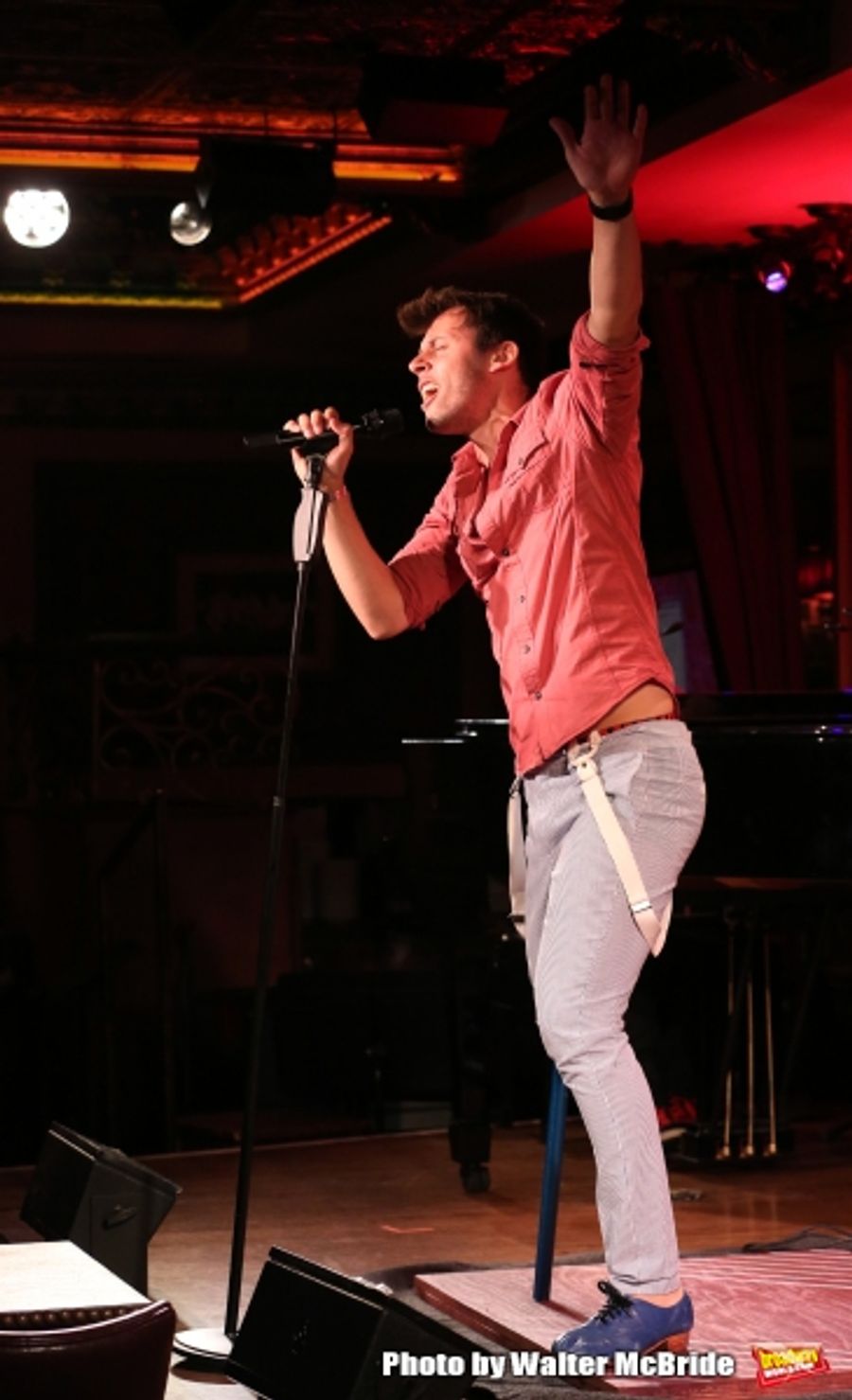 Photo Coverage: Evan Ruggiero Previews THE ONE-LEGGED SONG AND DANCE MAN at 54 Below Image