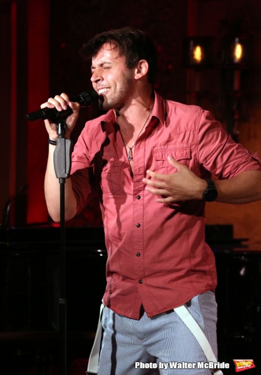 Photo Coverage: Evan Ruggiero Previews THE ONE-LEGGED SONG AND DANCE MAN at 54 Below Image